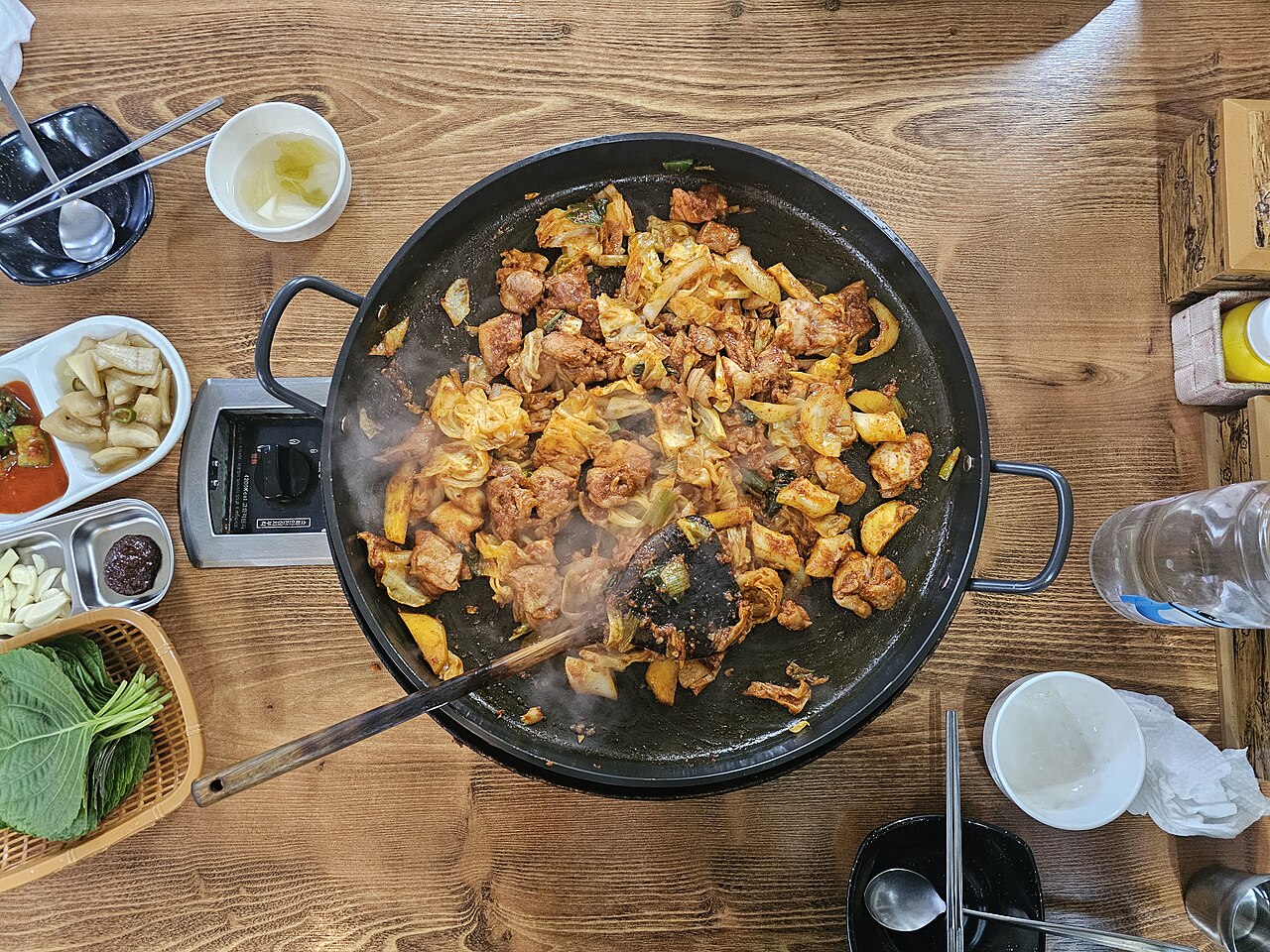 춘천 명동 닭갈비골목