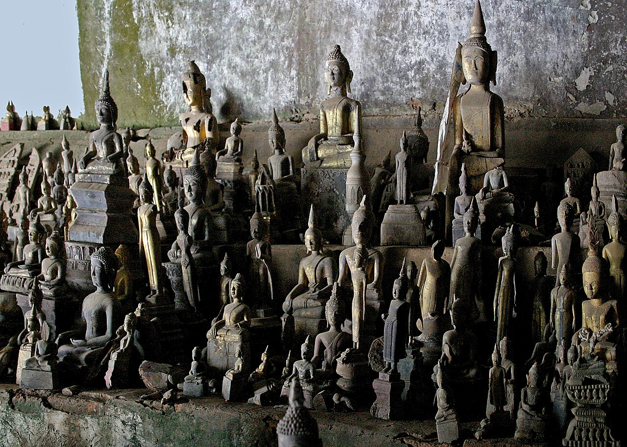 빡우 동굴