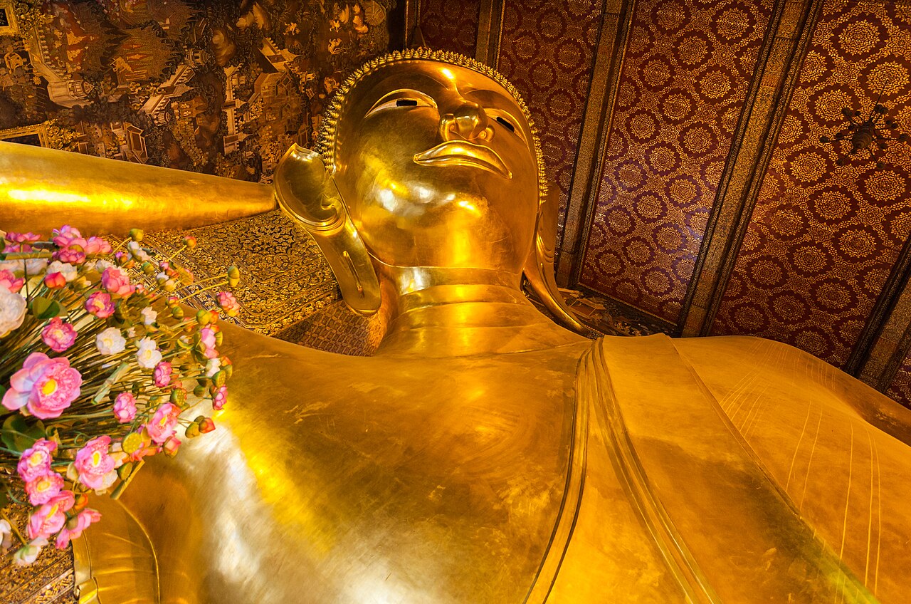 왓 포 (와불 사원)